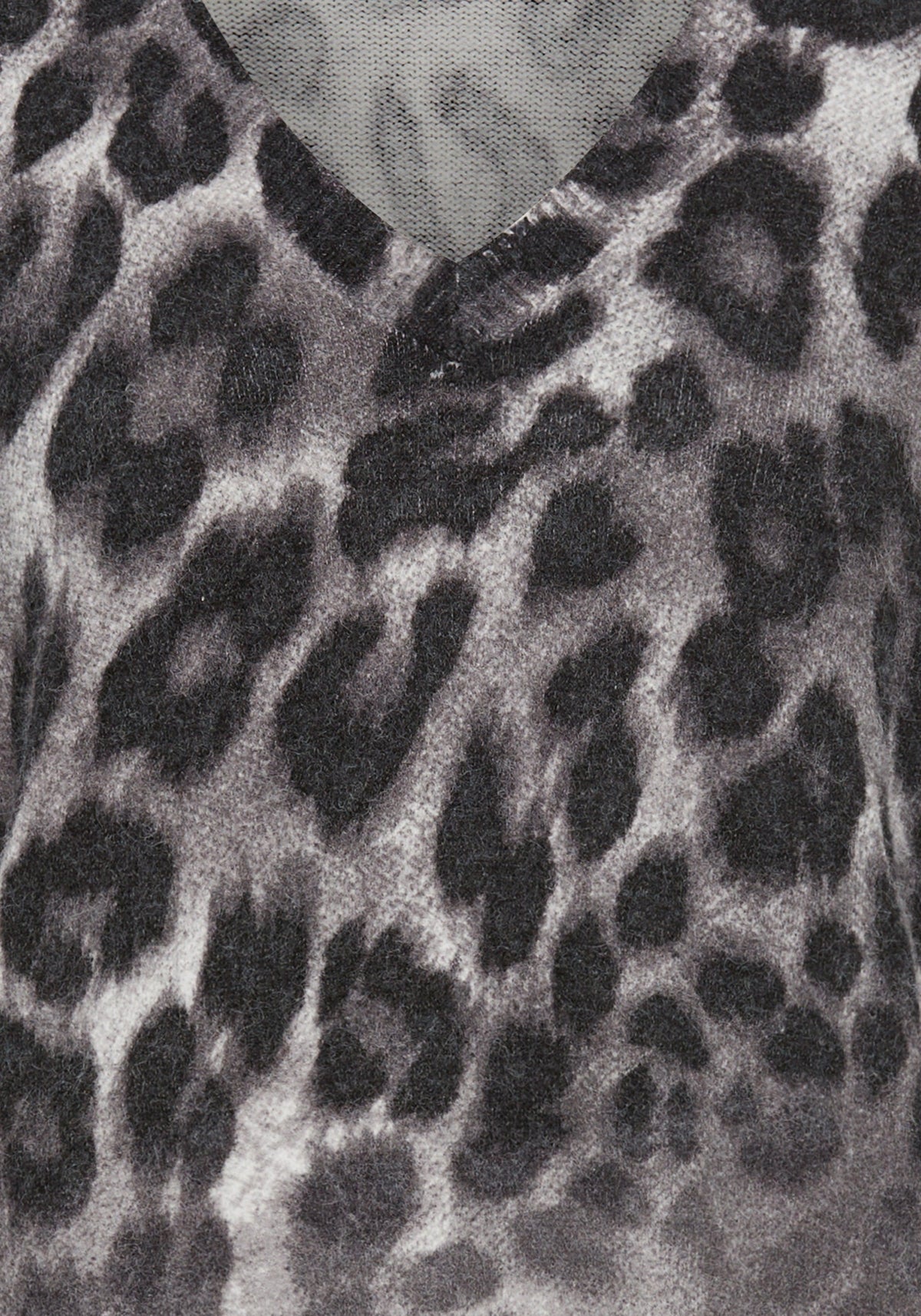 Leopard Pullover