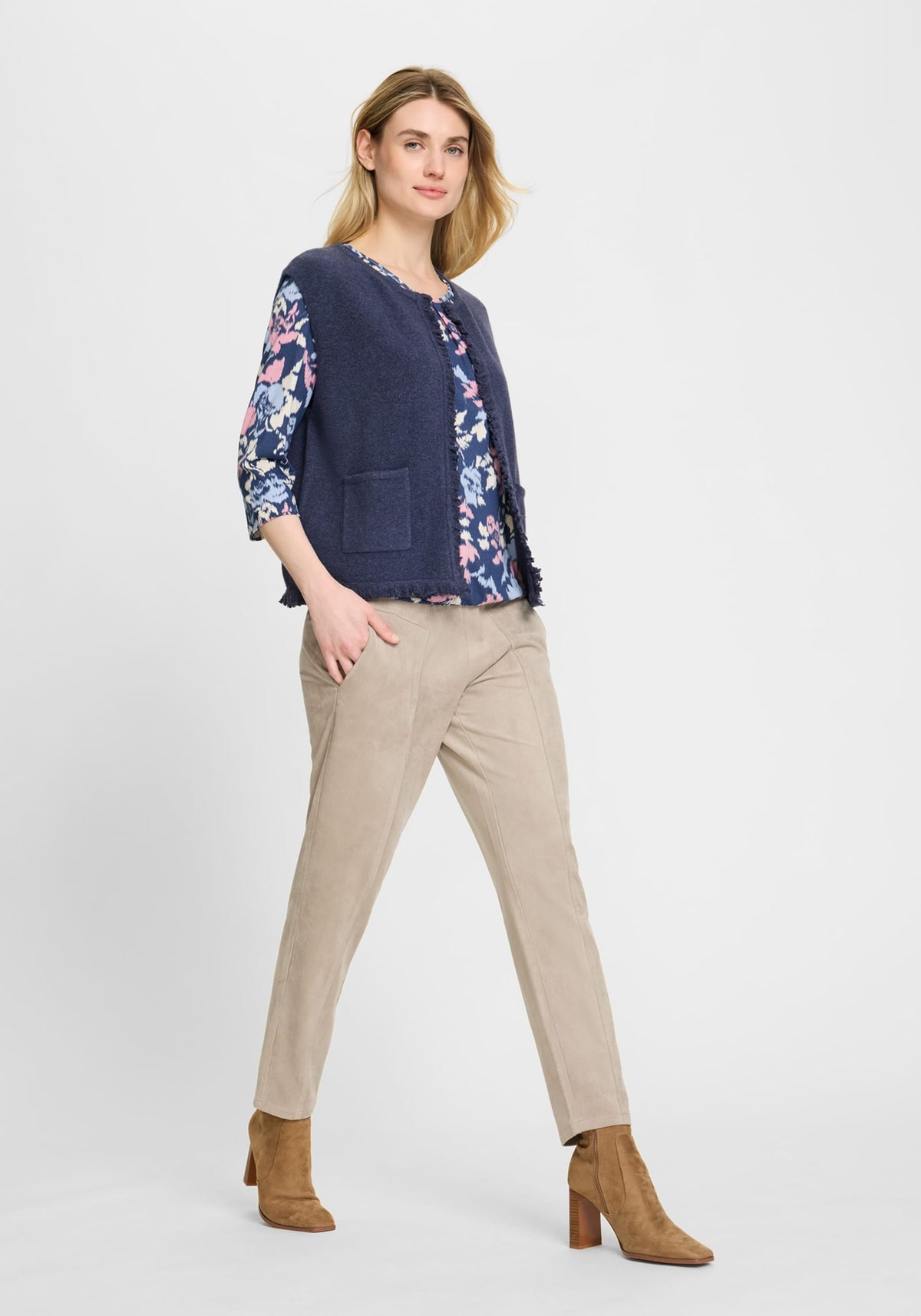 Cropped Sweater Vest