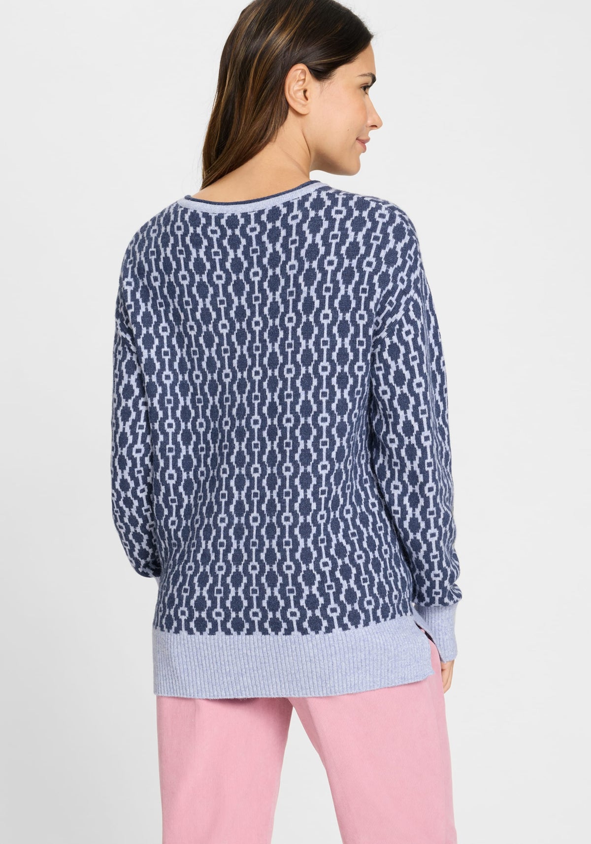 Retro Design Sweater