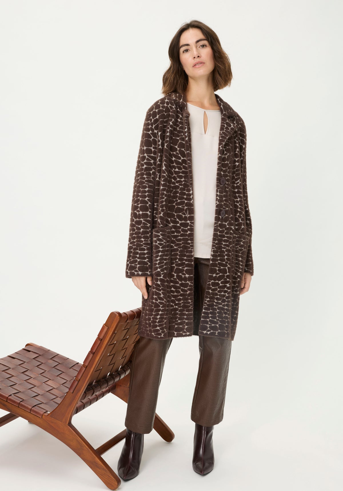 Longline Modern Animal Feather Coatigan