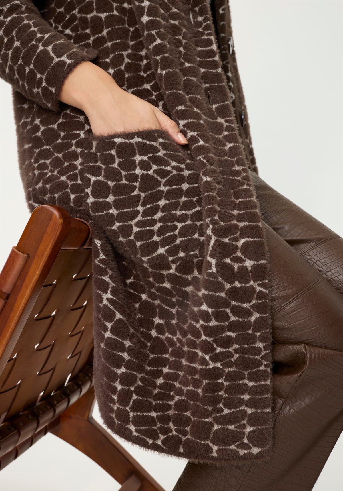 Longline Modern Animal Feather Coatigan