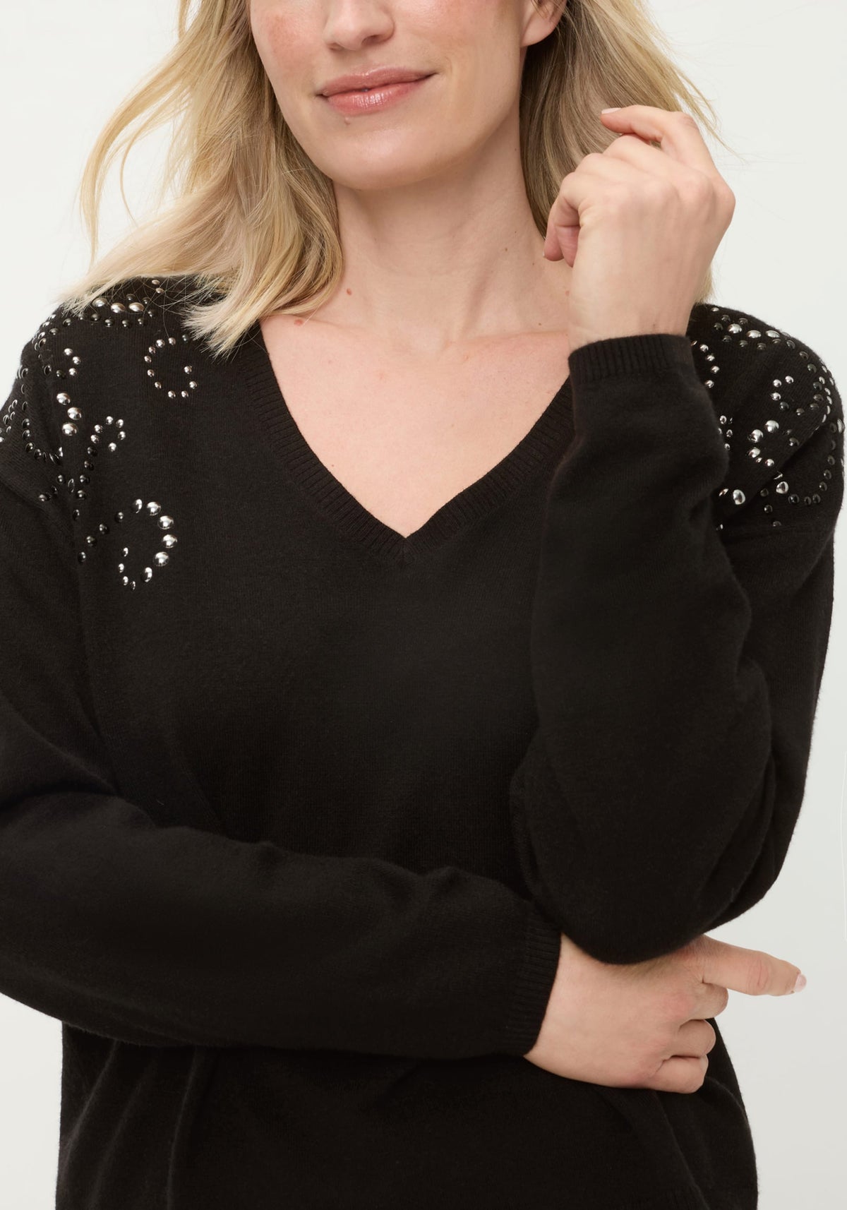 Pull en jauge fine avec ornements