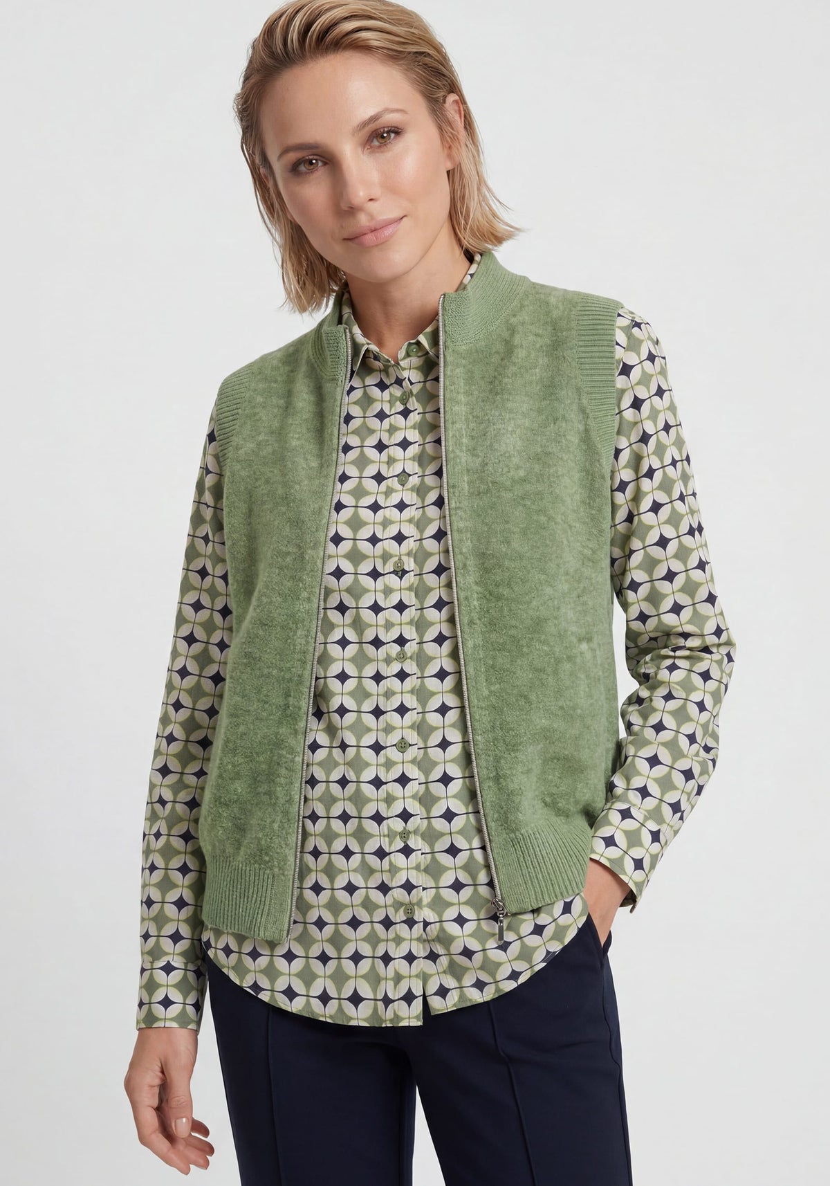 Bouclé Knit Zip Front Vest
