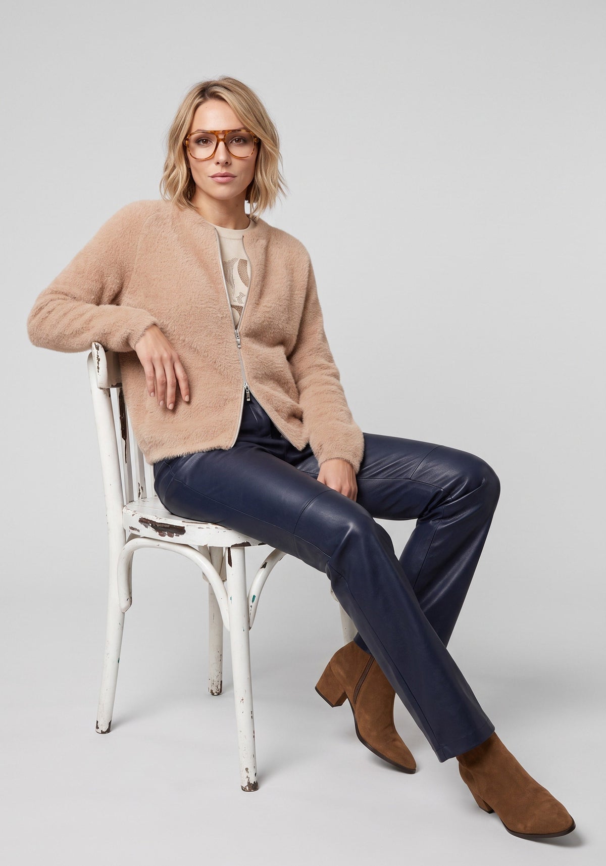 Feather Yarn Zip Cardigan