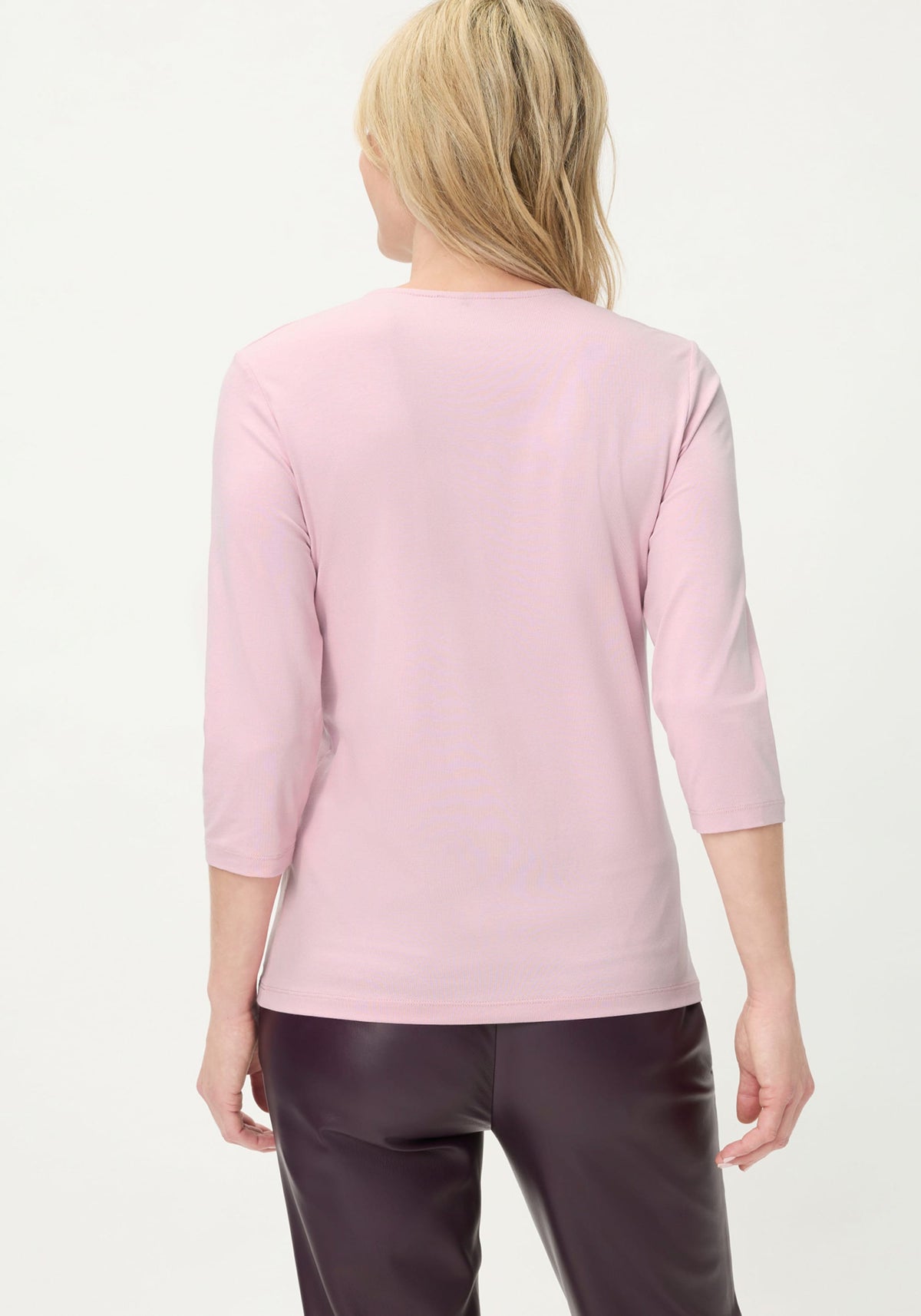 T-shirt à manches 3/4 et col en V