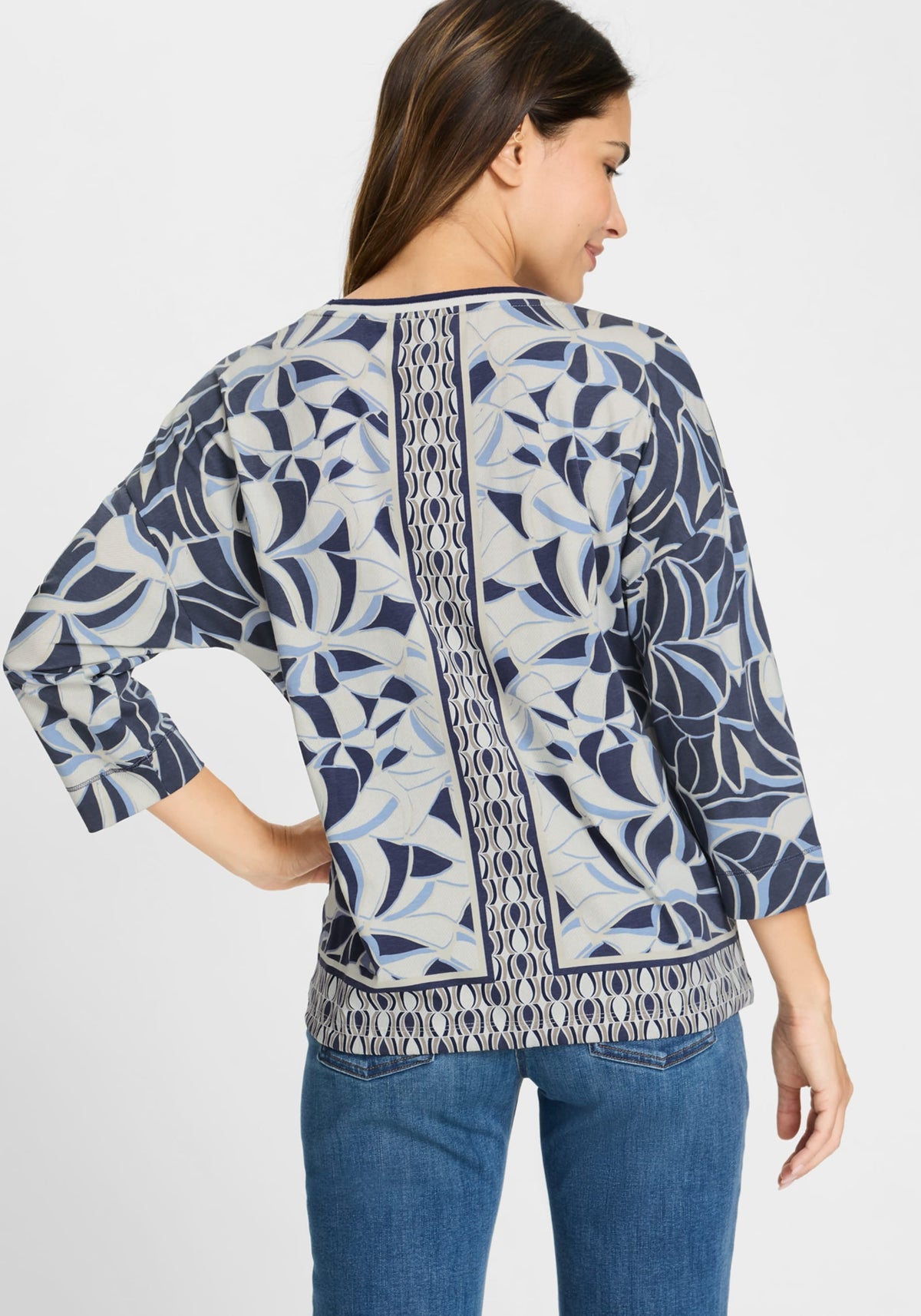 Abstract Leaf & Border Print T-Shirt