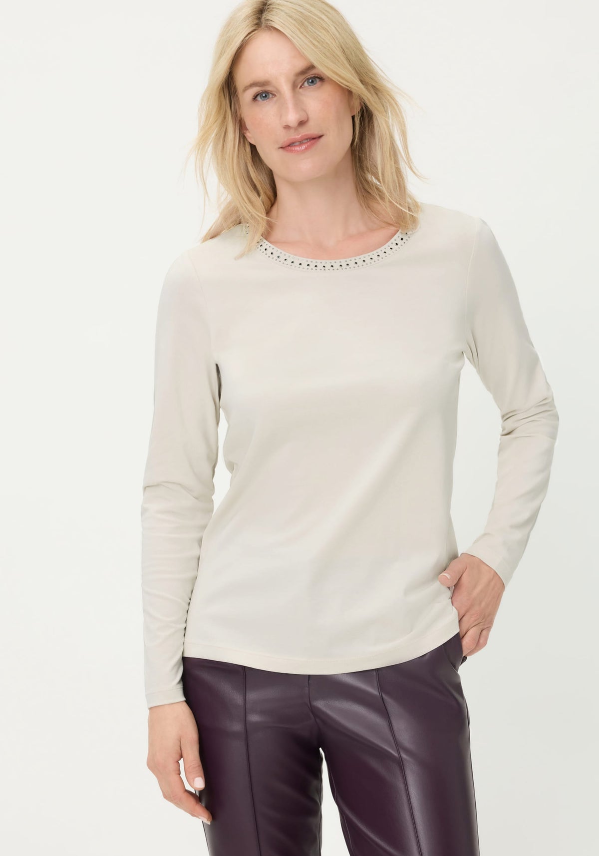 T-Shirt à bordures en strass