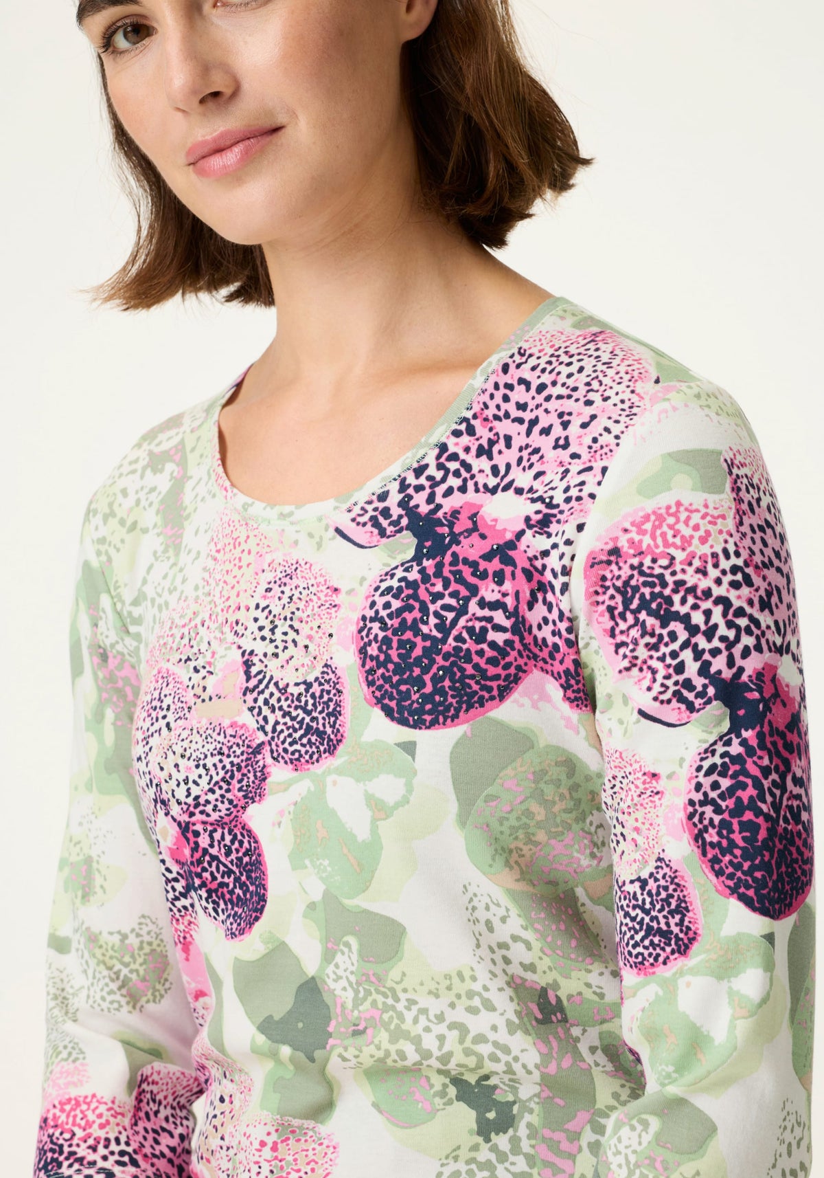 Bouquet Print T-Shirt