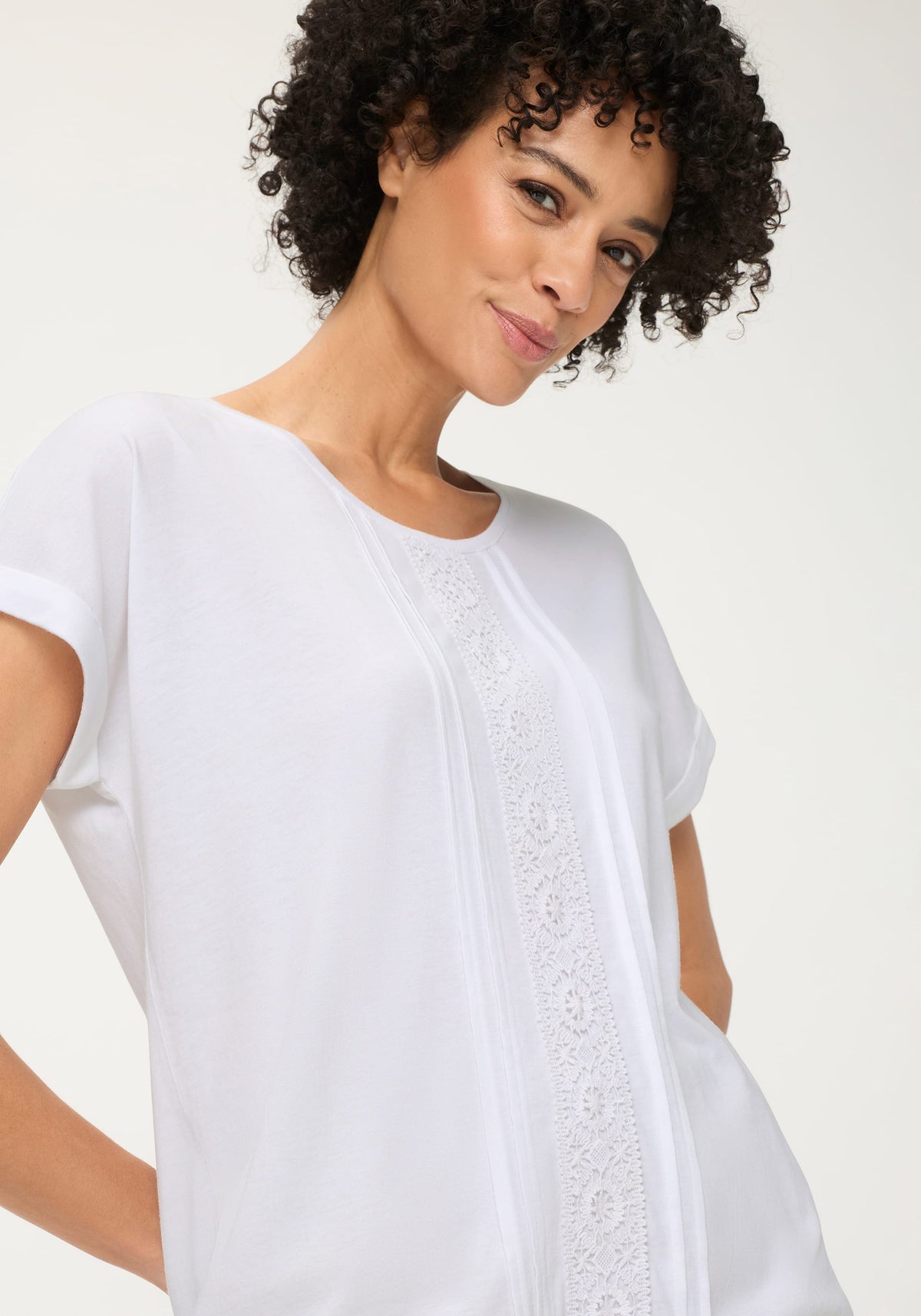 T-shirt brodé ton sur ton