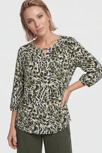 Peekaboo Modern Animal Print T-Shirt