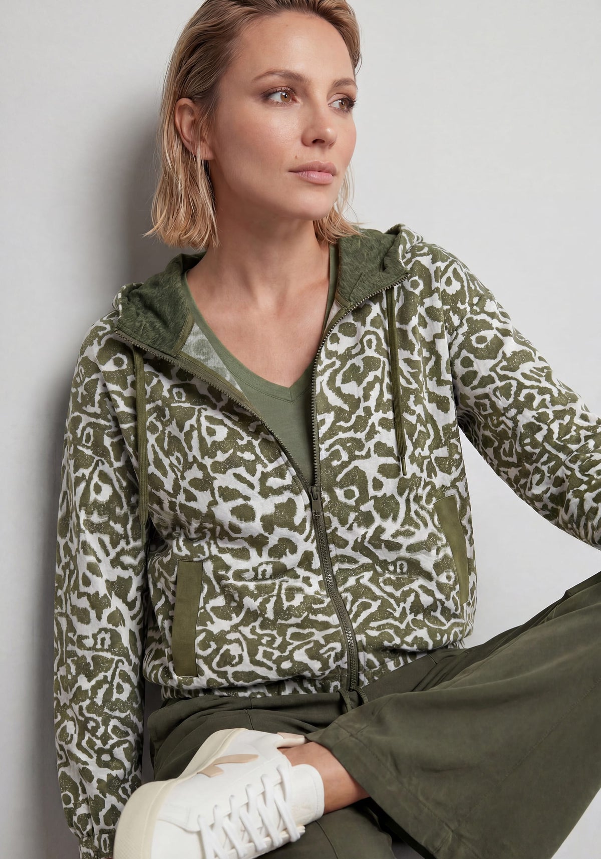 Modern Animal Jacquard Zip Front Jacket