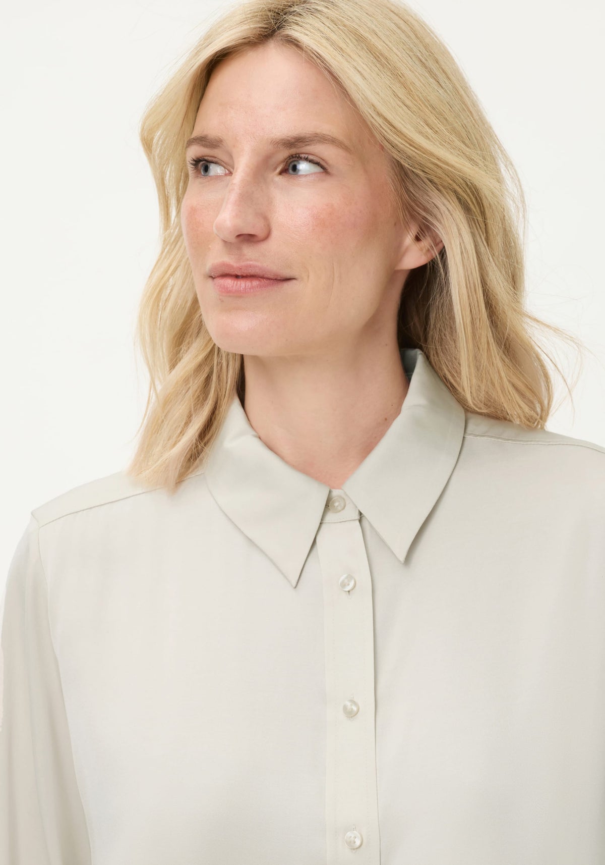 Chemise à effet satiné