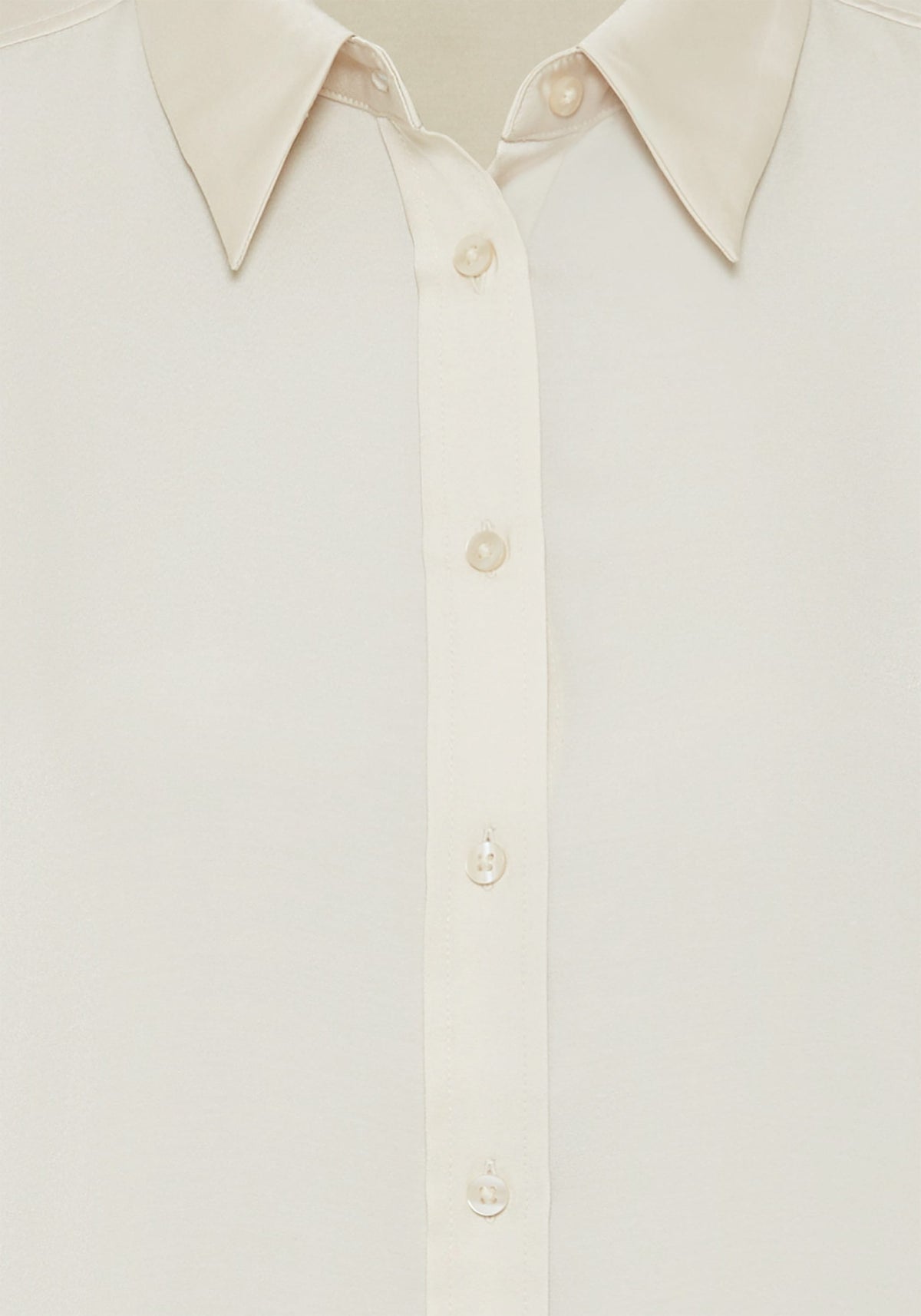 Chemise à effet satiné