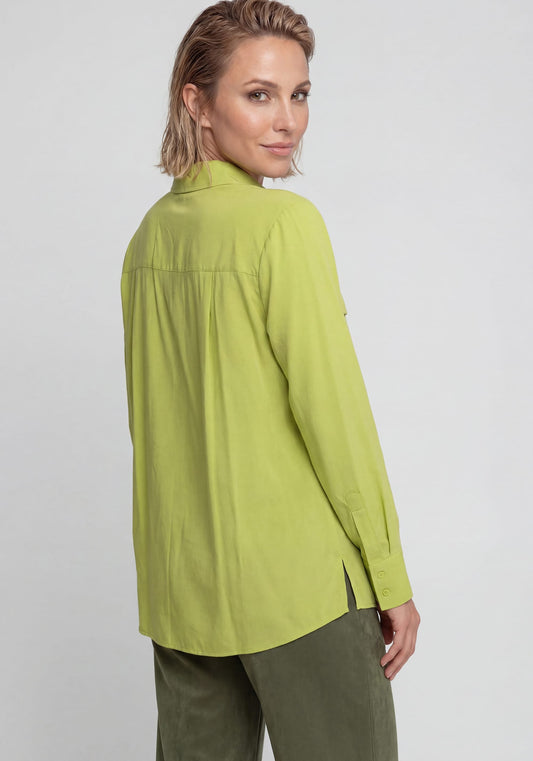 Chemise à poches plaquées unies