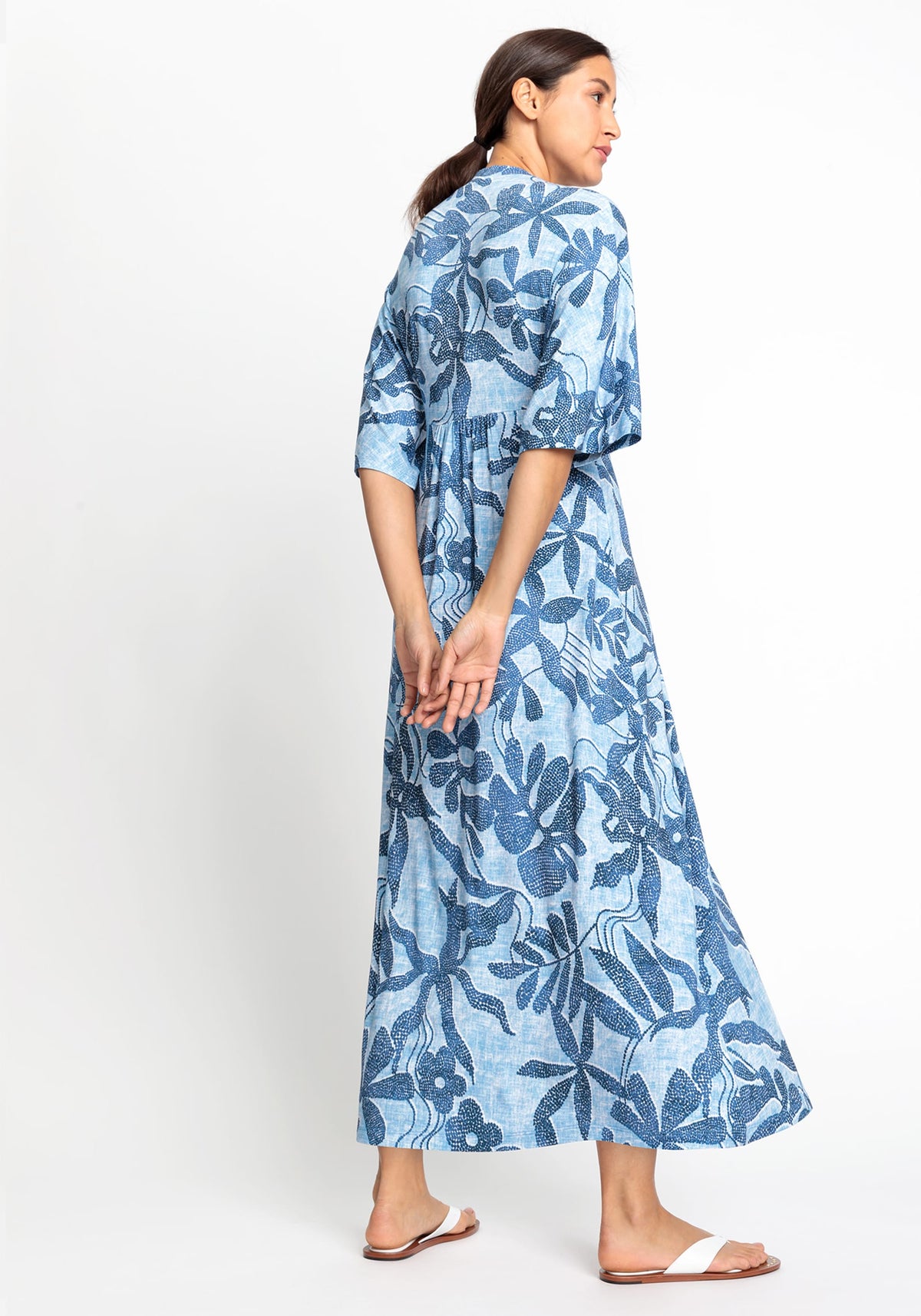 3/4 Sleeve Floral &amp; Palm Print Midi Dress containing LENZING™ ECOVERO™ Viscose