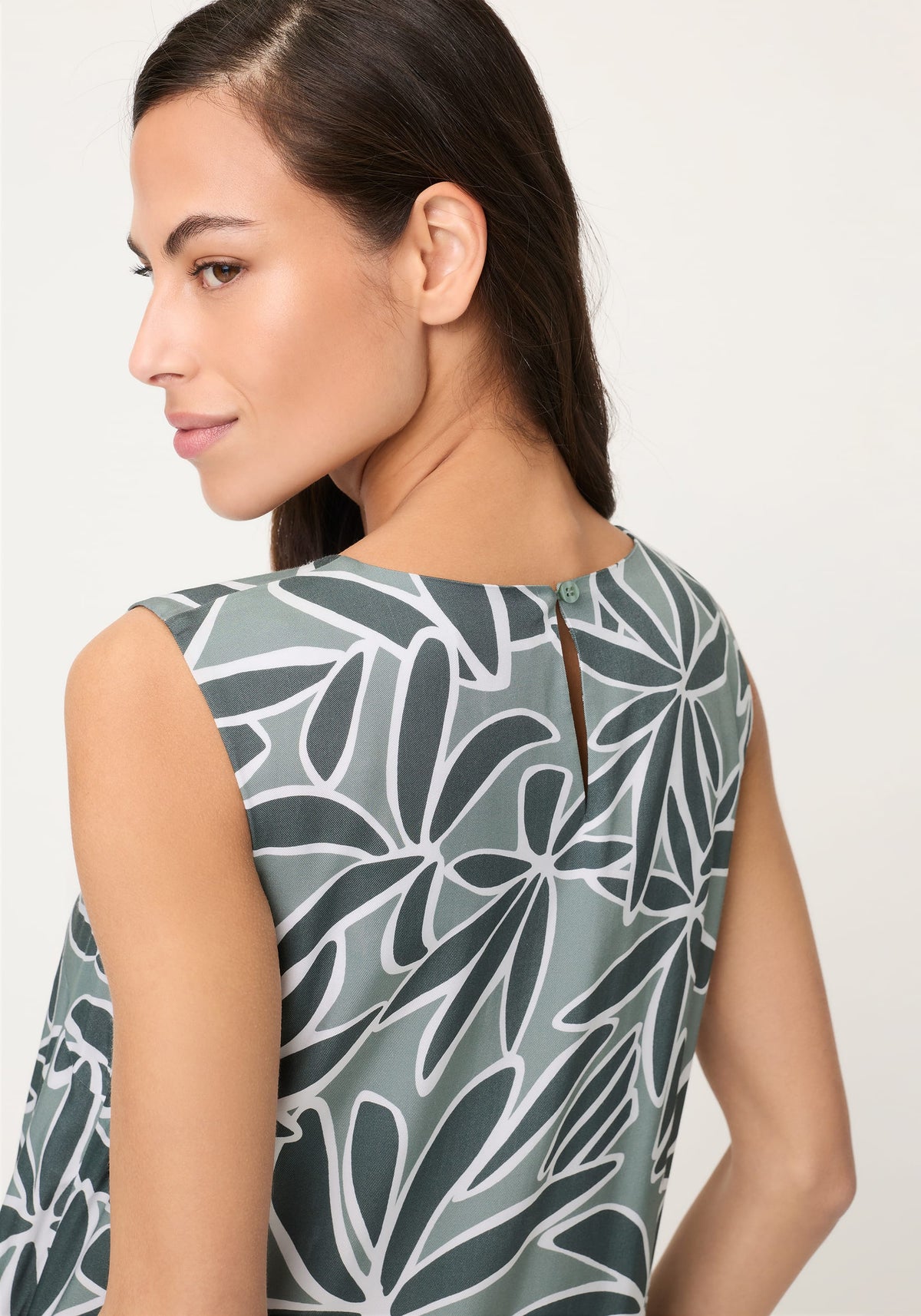 Leaf Design Dress