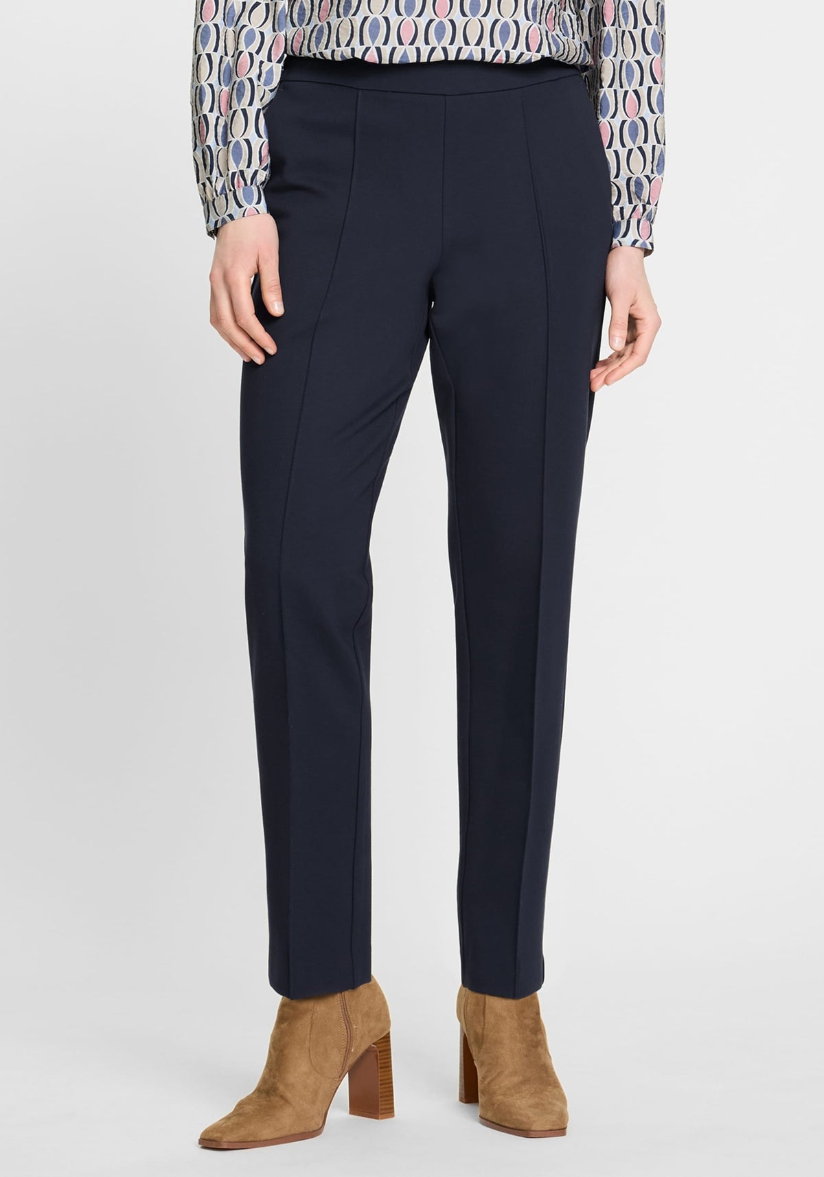 Lisa Fit Straight Leg Pull-On Pant