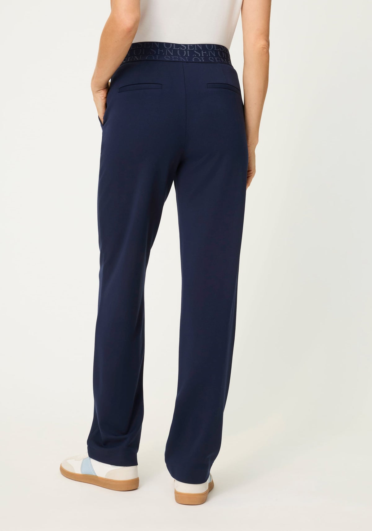 Pull-On Knit Pant R
