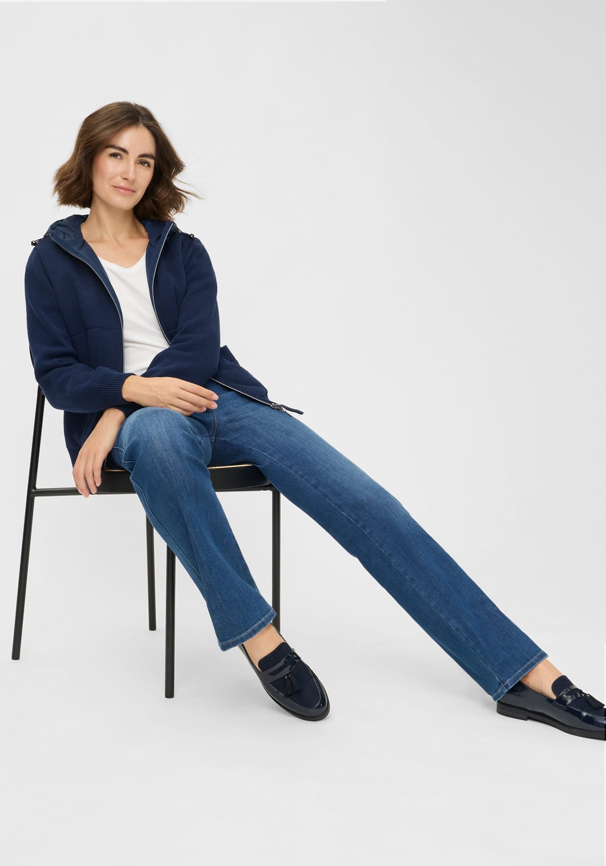 Mona Fit Straight Leg Jean