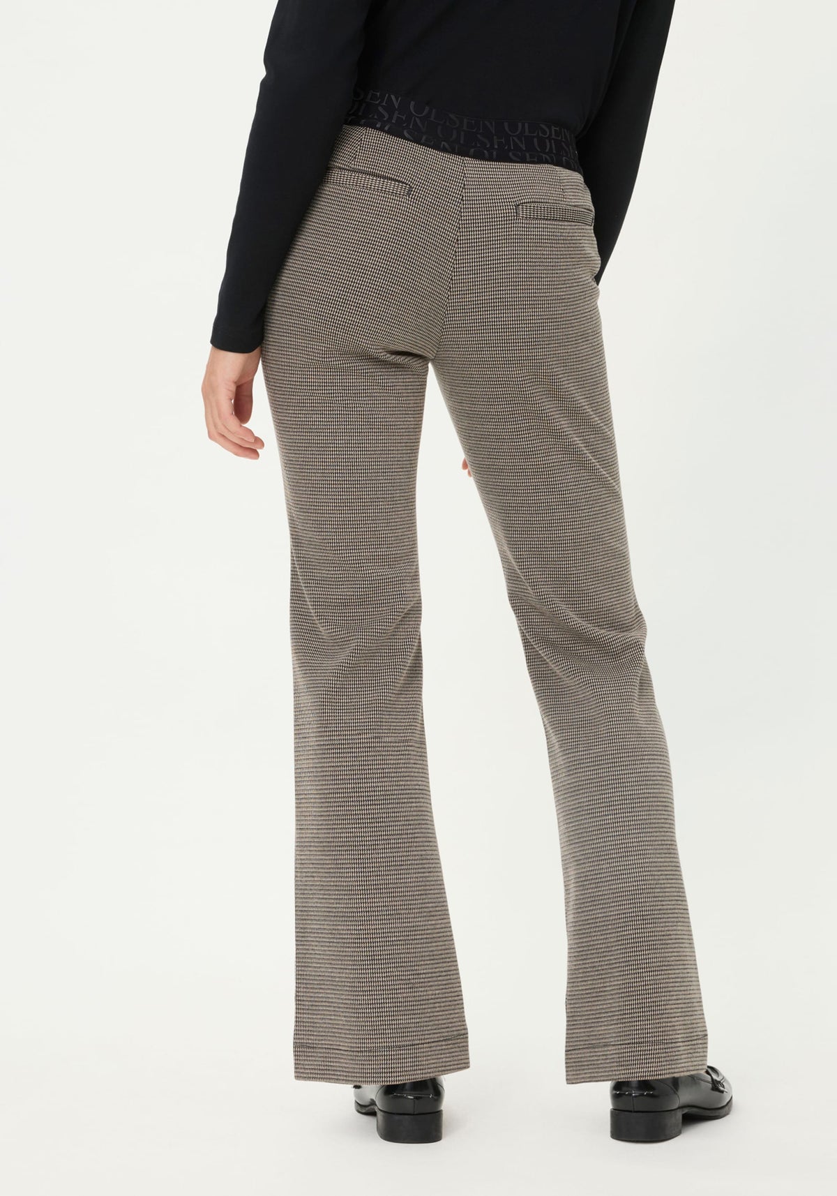 Mona Fit Bootcut Pull-On Check Pant