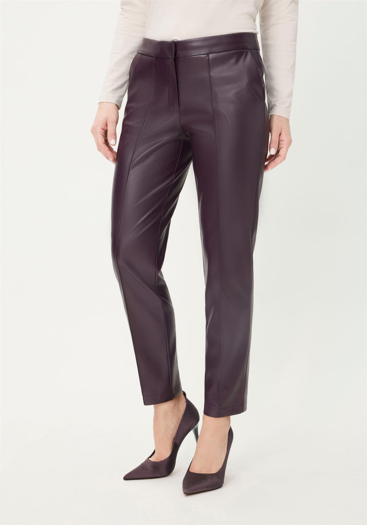 Pantalon droit Lisa Fit en similicuir
