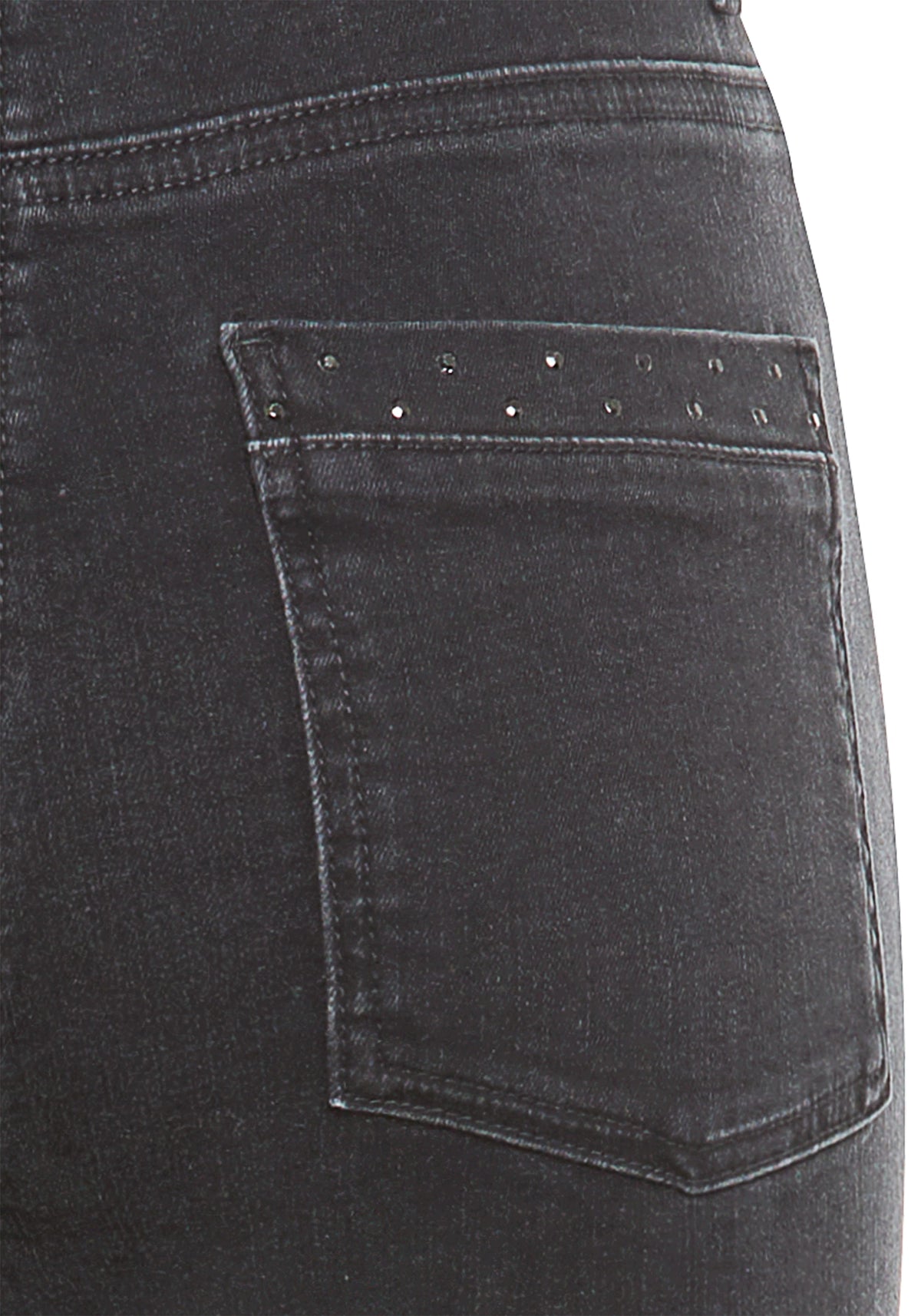 Mona Fit Embellished Cropped Jean