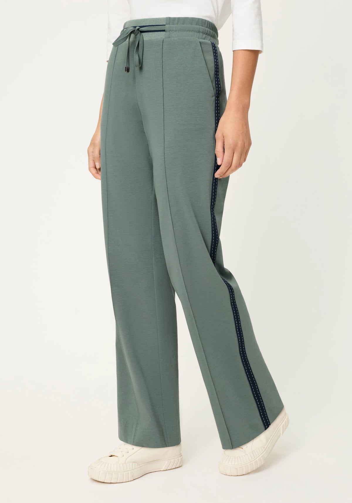 Anna Fit Pant with Side Stripe