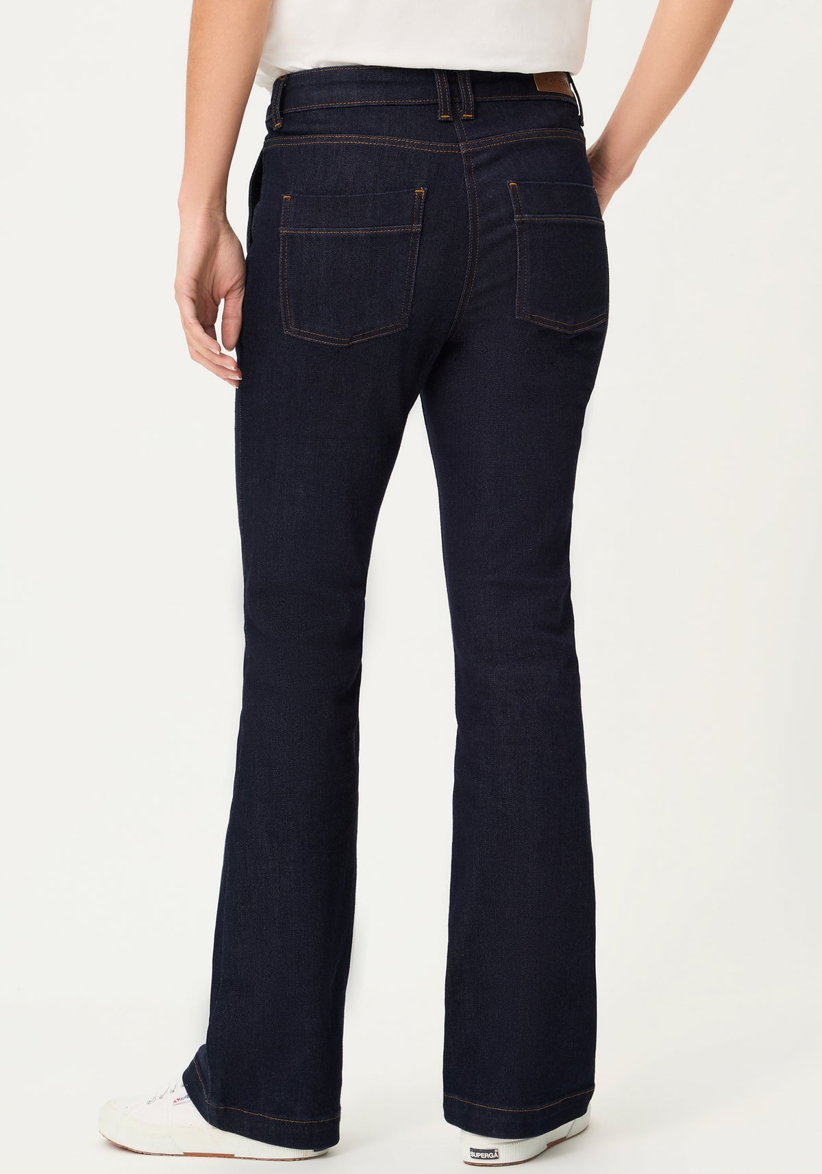 Jean bootcut en denim foncé
