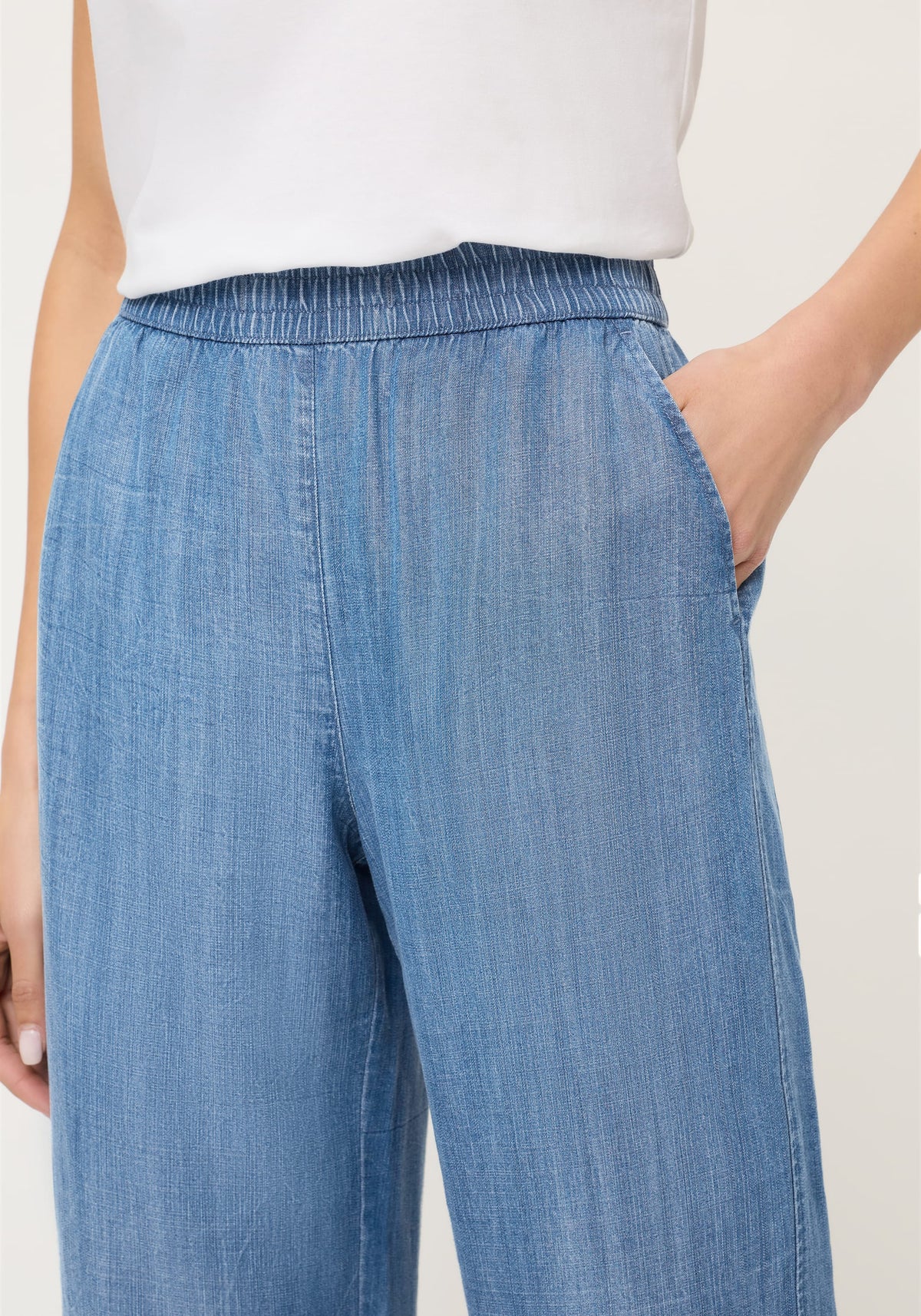 Relaxed Pull-On Pant