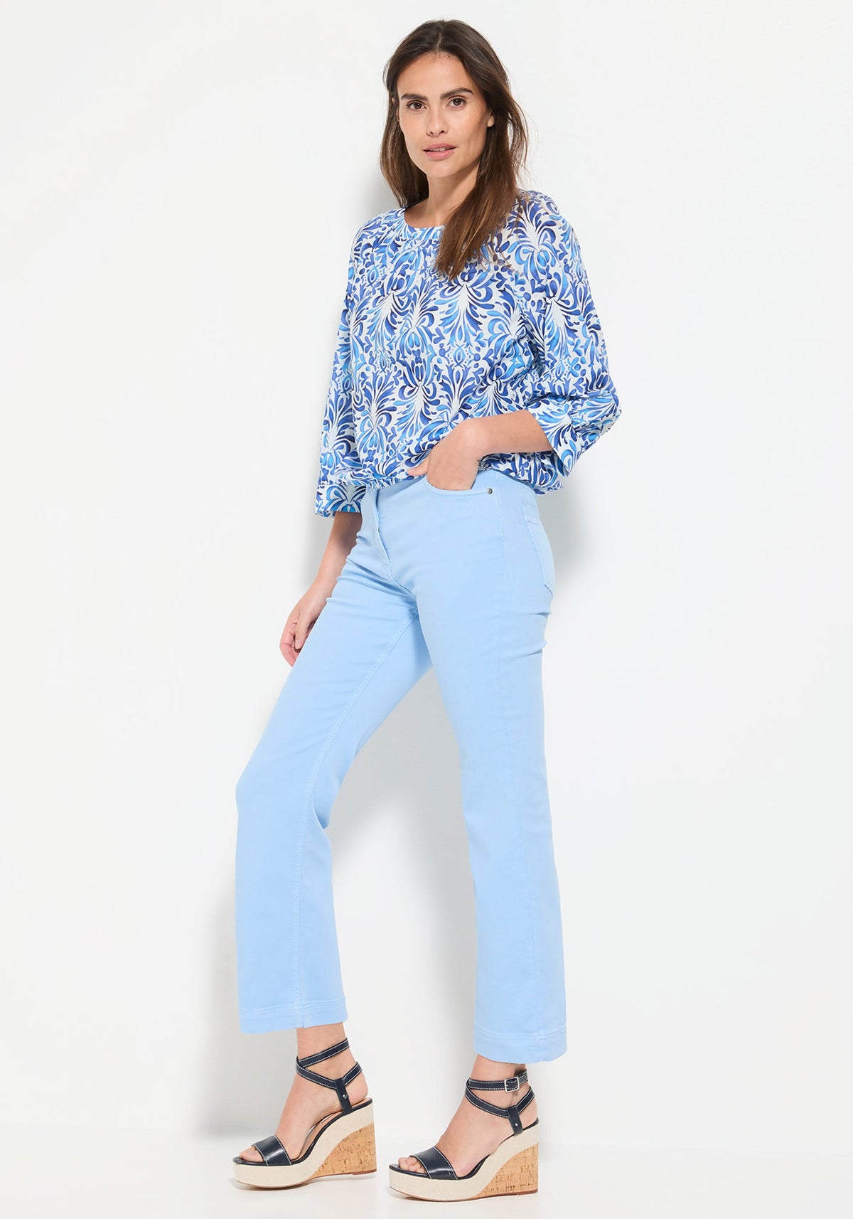 Cropped Stretch Jean