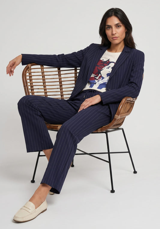 Pantalon à fines rayures