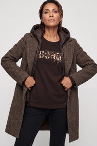 Manteau convertible en techniques mixtes