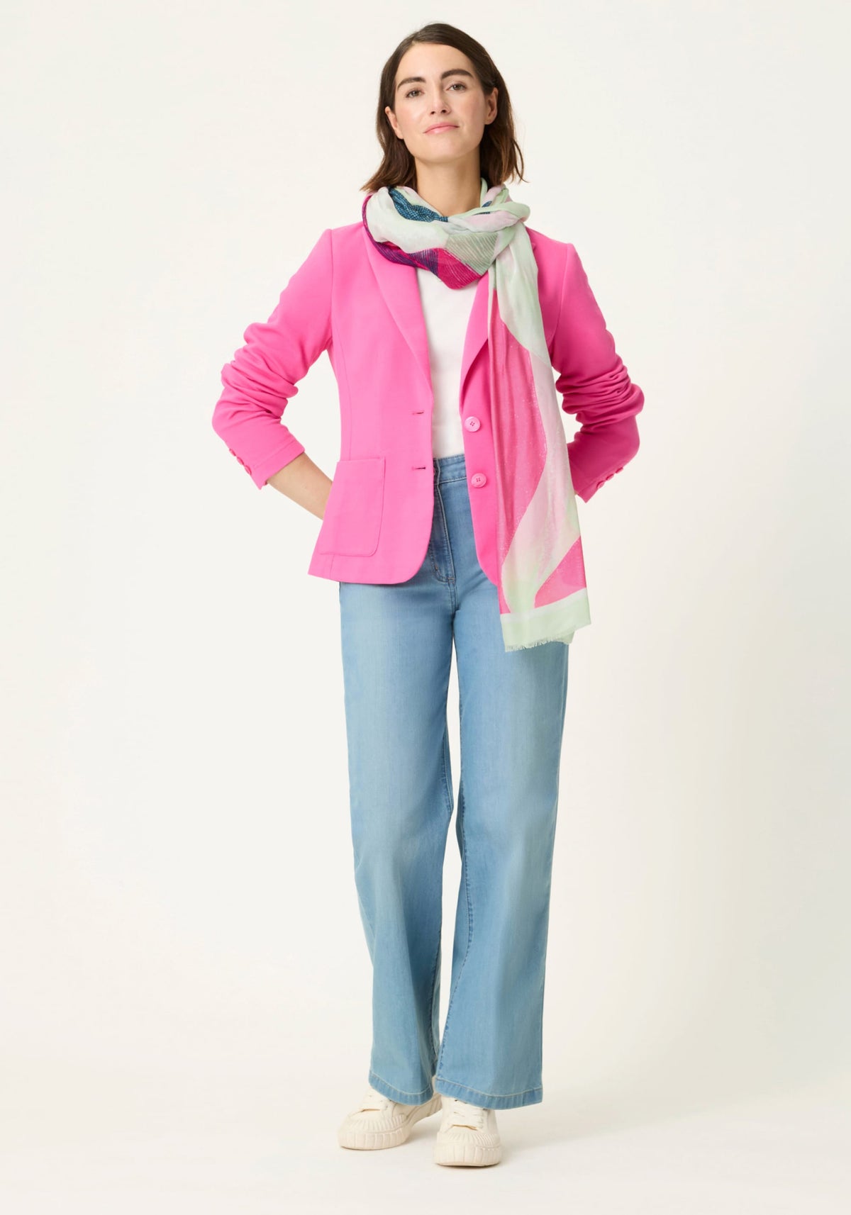 Graphic Floral Scarf