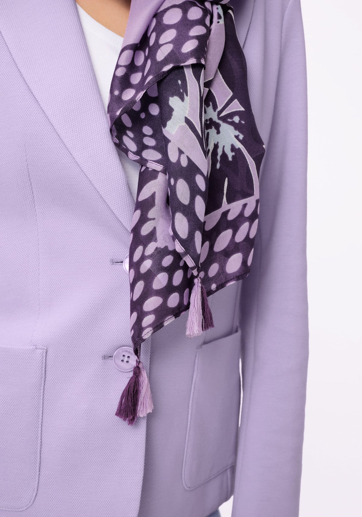 Magnolia Print Scarf